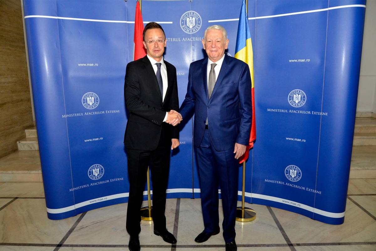 Szijjártó Péter és Teodor Meleșcanu külügyminiszter bukaresti találkozója után néhány nappal megromlott a két ország viszonya •  Fotó: Mae.ro