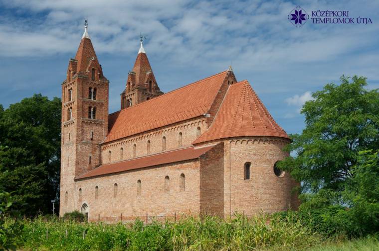 Teljesen felújíthatják az ákosi műemlék templomot