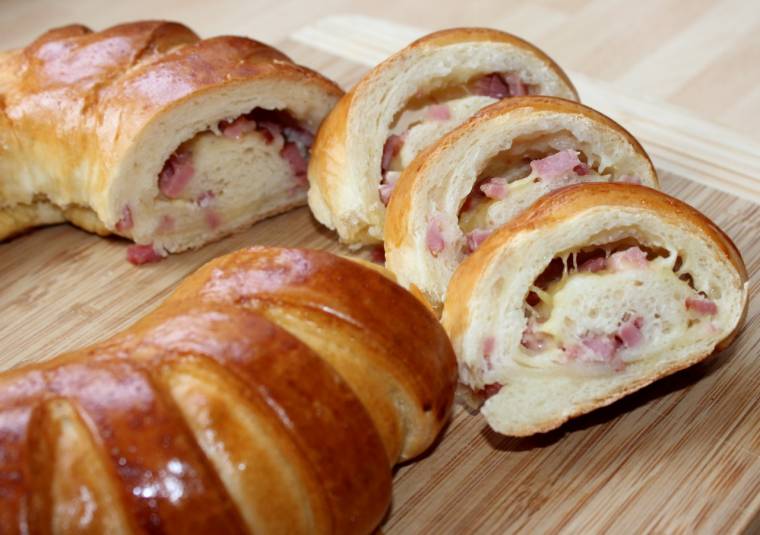 Ízletes sütemények, pástétomok maradék sonkával