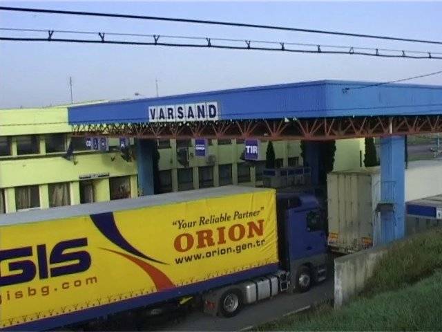 Hónapok óta figyelték a lebukott Arad megyei határőröket