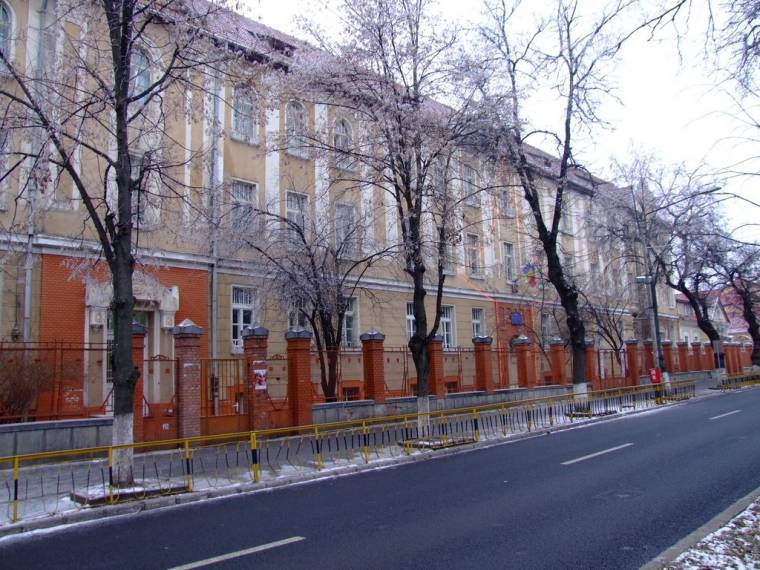 Nem lesz önálló magyar iskola Besztercén