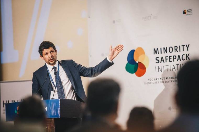 Daniel Alfreider FUEN-alelnök a Krónikának: az autonómia felelősséggel jár!