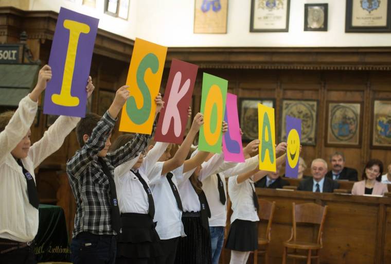 Féltik a kolozsvári elméleti oktatást