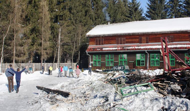 Széles körű összefogás a kommandói iskoláért