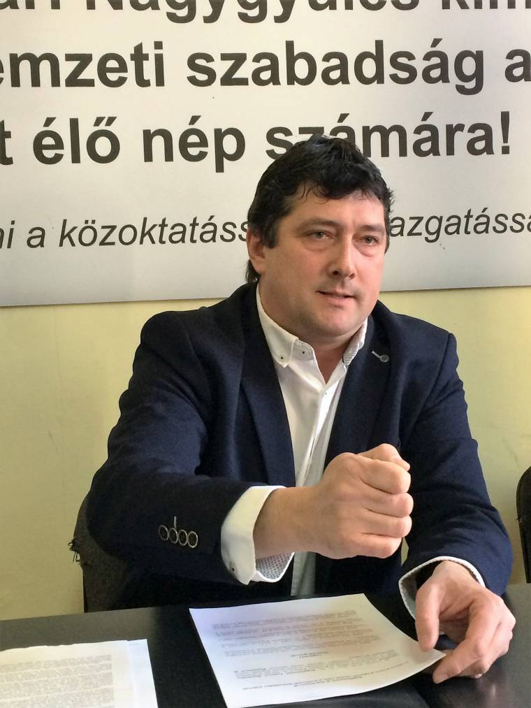 Kulcsár-Terza őszig kapott haladékot az autonómia-tervezet beterjesztésére