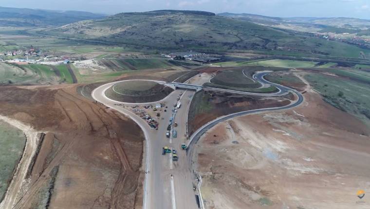 Tudose: 800 kilométer autópályára írnak ki idén közbeszerzést