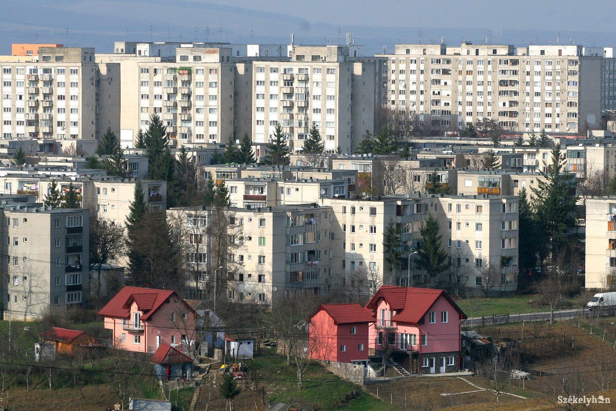 &bullet;  Fotó: Boda L. Gergely