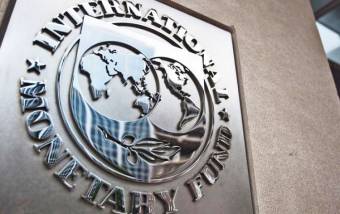 Kétkulcsos jövedelemadót és a tőkejövedelem adójának növelését javasolja az IMF Romániának