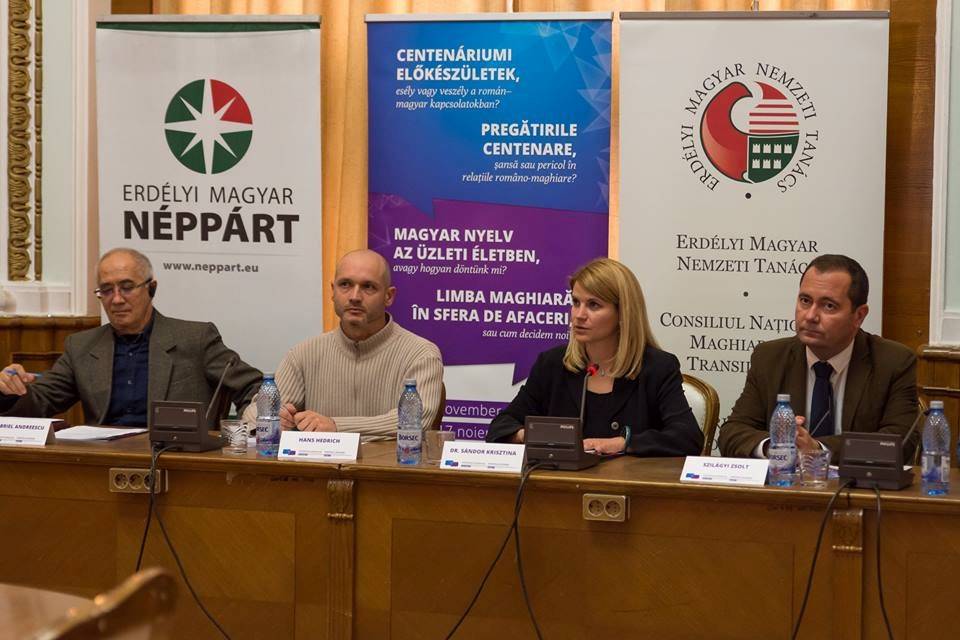 Gabriel Andreescu, Hans Hedrich, Sándor Krisztina és Szilágyi Zsolt &bullet;  Fotó: EMNT