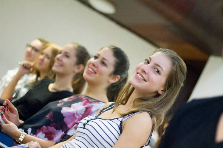 Egyre népszerűbbek a Mathias Corvinus Collegium képzései Erdélyben