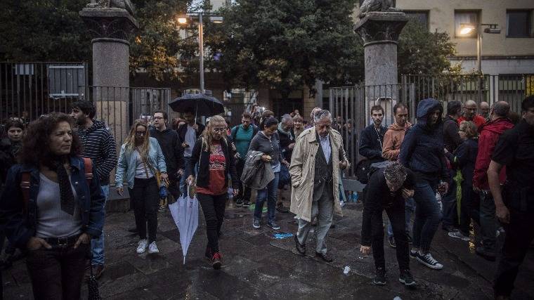 Katalán kormány: a szavazókörök 73 százalékában megkezdődött a szavazás