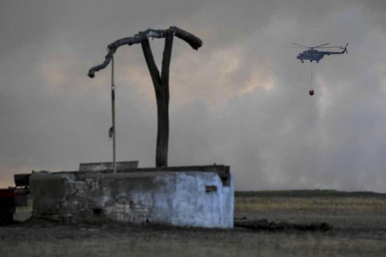 Több száz hektáron terjedt el a tűz a Hortobágyi Nemzeti Parkban