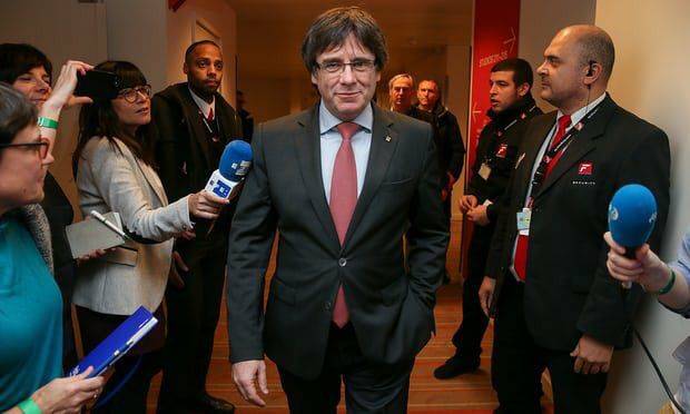 Eltűnt. Ügyvédje szerint Puigdemont már nincs Katalóniában, de a rendőrség nem hisz neki •  Fotó: Facebook/Carles Puigdemont i Casamajó