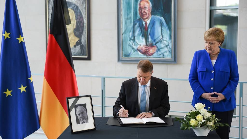 •  Fotó: Presidency.ro