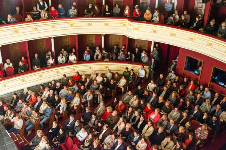 Fesztivált indít tavasszal a Maszín Szatmárnémetiben