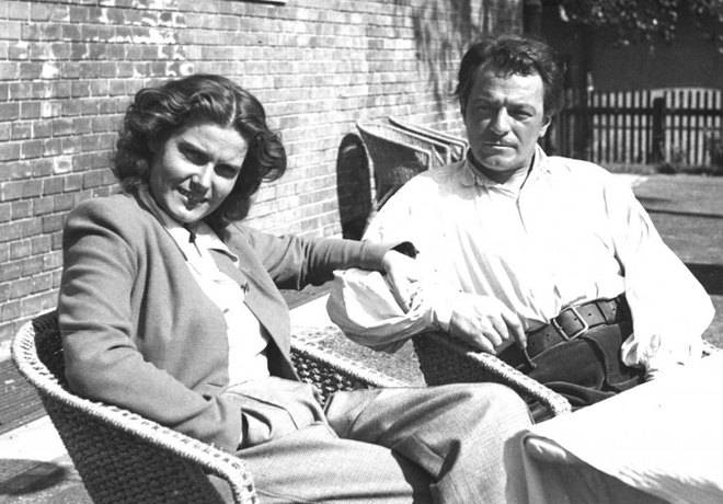 Karády Katalin és Jávor Pál a Valamit visz a víz (1943) forgatásán •  Fotó: Mandarchív.hu