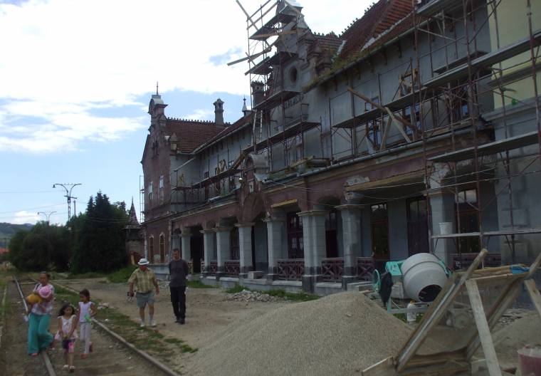 Múzeumot kapna a hajdani Zaránd vármegye Brád kastélynak is beillő pályaudvarán