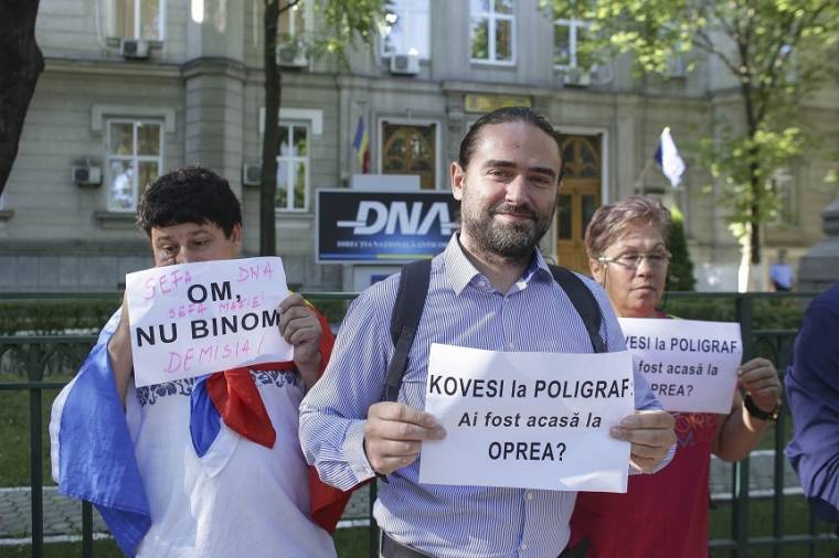 Kollégáitól egyetlen voksot kapott, mégis függetlenként indul az államfőválasztáson egy PSD-s honatya