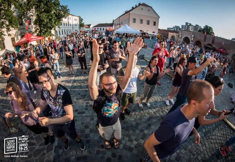 Királyi mulatság Szent László udvarában: városalapítójukat ünneplik a váradiak