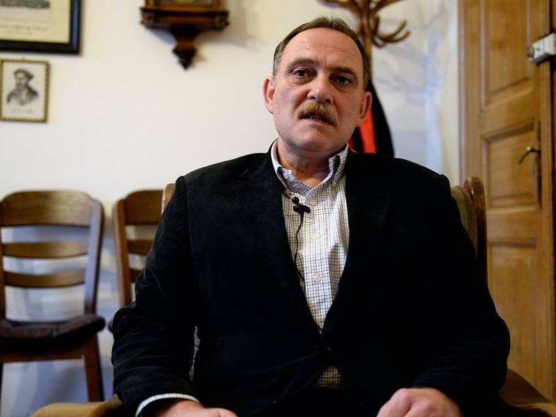 Kállay Dezső rektor szerint a teológiai oktatás átszervezése az intézet olvasatában ez a lelkészképzés megerősítéséről szól •  Fotó: Református.ro