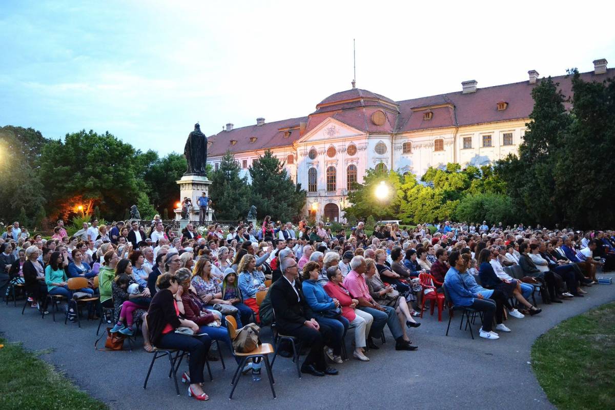 •  Fotó: Facebook/Nagyváradi Római Katolikus Egyházmegye