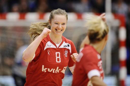 Dán átlövő a Győrnél, Görbicz Anita hosszabbított