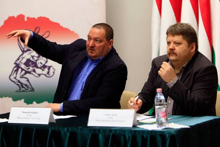 Külhoni magyar birkózók is szőnyegre léphetnek az anyaországi bajnokságokon