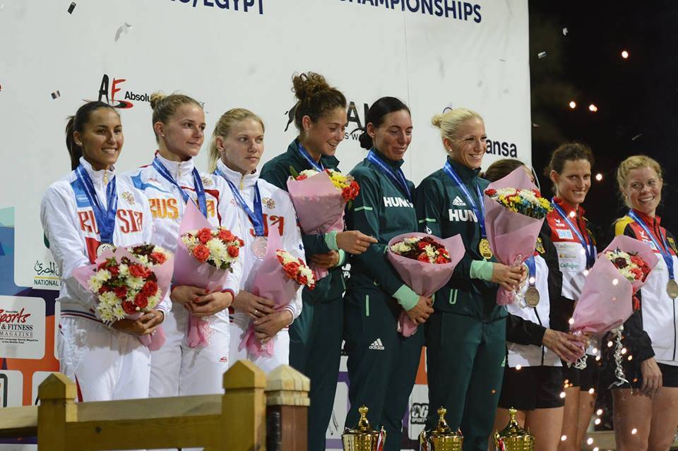 Földházi Zsófia, Alekszejev Tamara és Kovács Sarolta a dobogó legfelső fokán •  Fotó: Facebook/Hungarian Modern Pentathlon