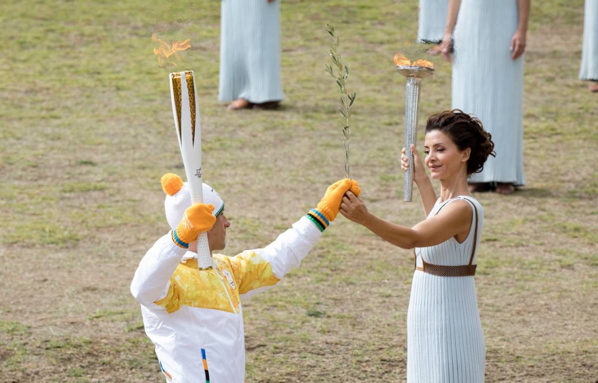 Fellobbant. Megkezdődött a visszaszámlálás a téli olimpia előtt •  Fotó: NOB