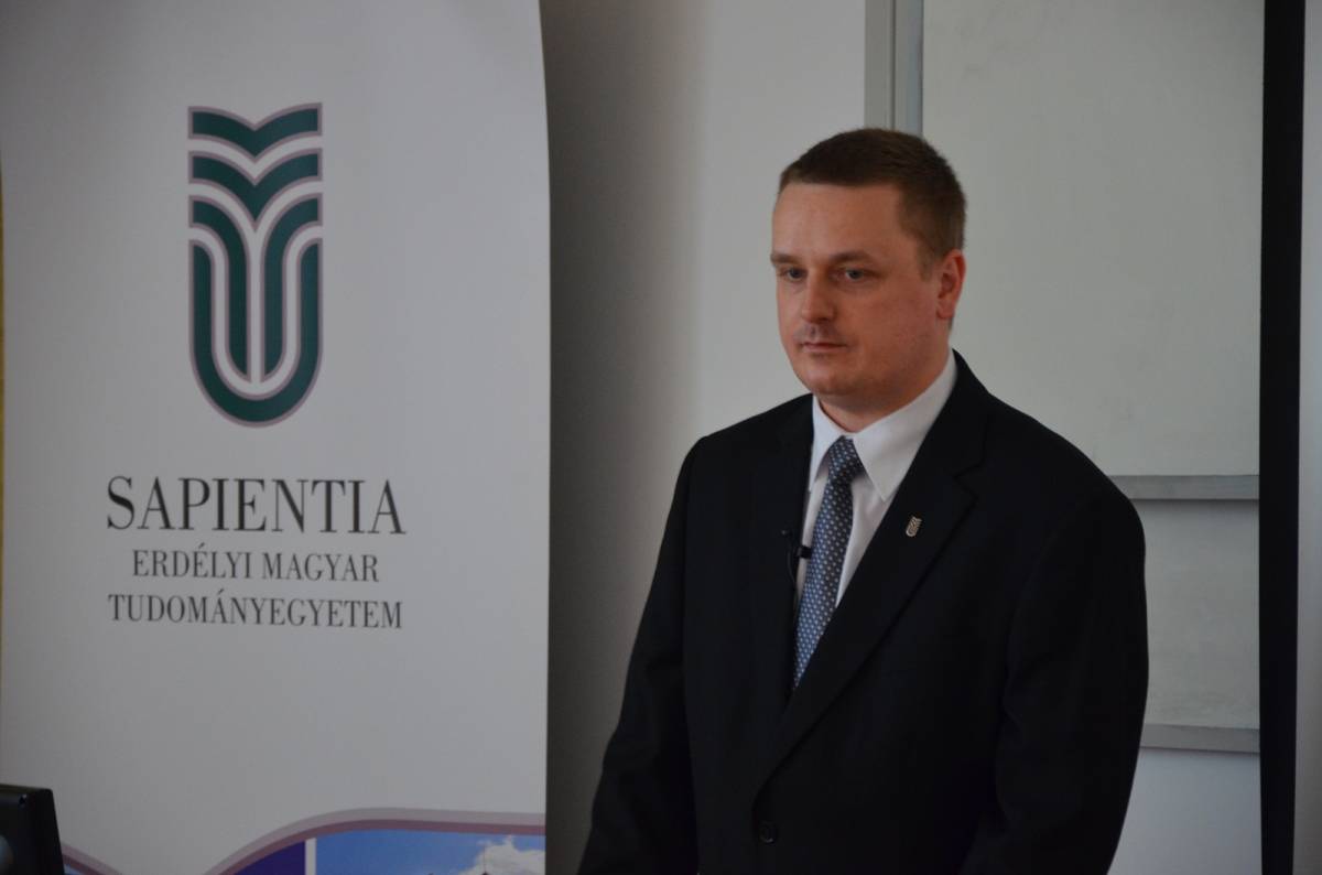 Murádin János Kristóf történész &bullet;  Fotó: Sapientia