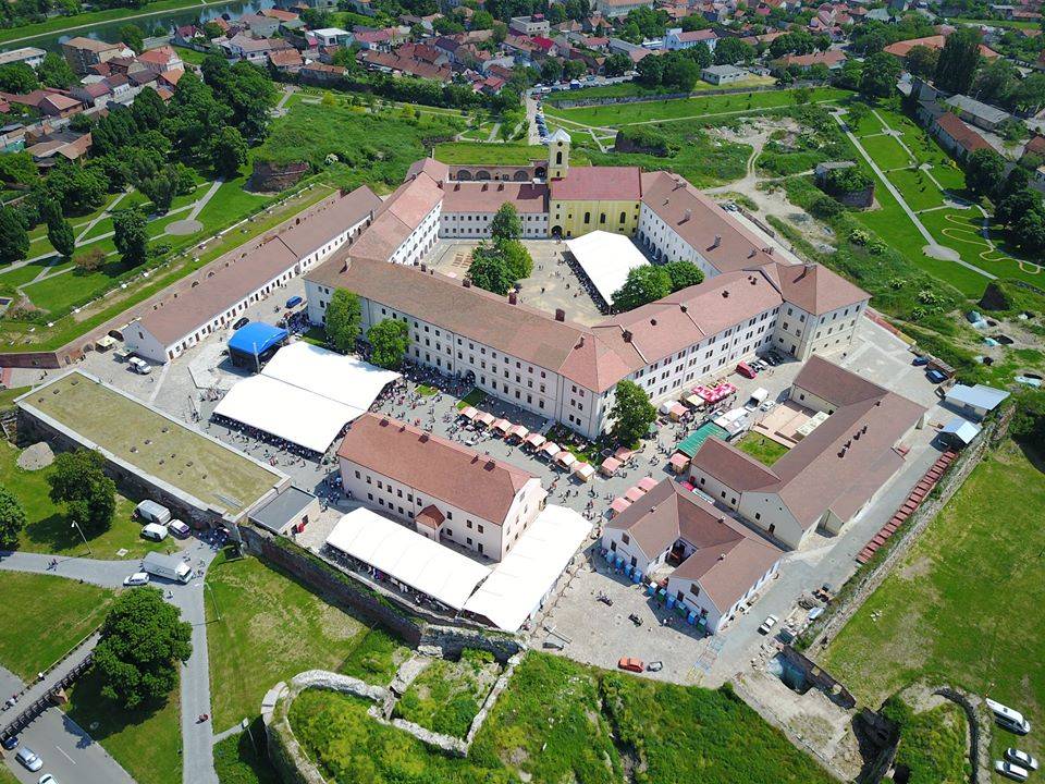 Az uniós pénzből restaurált nagyváradi vár •  Fotó: A Királyhágómelléki Református Egyházkerület Facebook-oldala