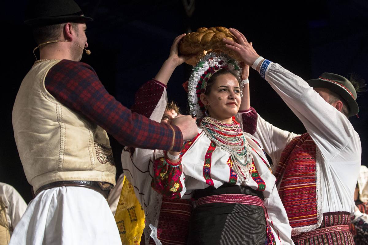 A csángó bál fő célja, hogy segítse a népcsoport megmaradását (Archív felvétel) &bullet;  Fotó: MTI