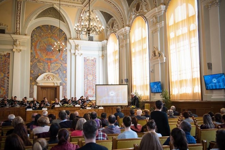 Tiltakoznak az egyetemisták a tanügyminisztérium lefaragási terve ellen – A BBTE vezetősége kivár