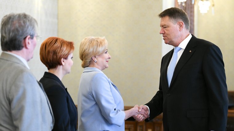Viorica Dăncilă kormányfő a már elutasított miniszterjelöltek kinevezését kérte ismét az államfőtől