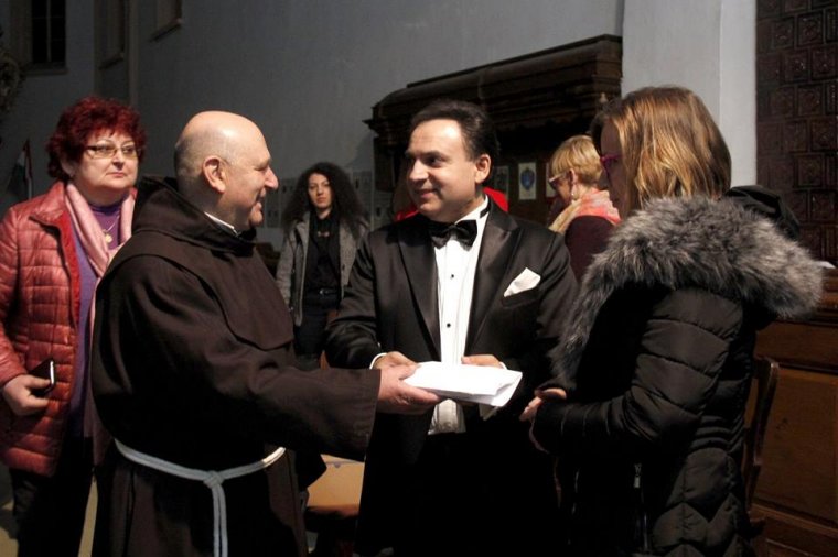 Mintegy 15 ezer lej gyűlt össze Mága Zoltán marosvásárhelyi jótékonysági koncertjén