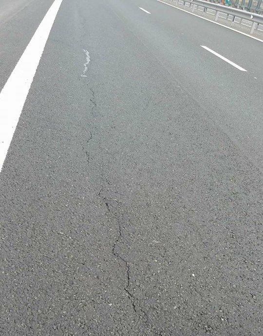 Egyre-másra rongálódnak a kész sztrádaszakaszok