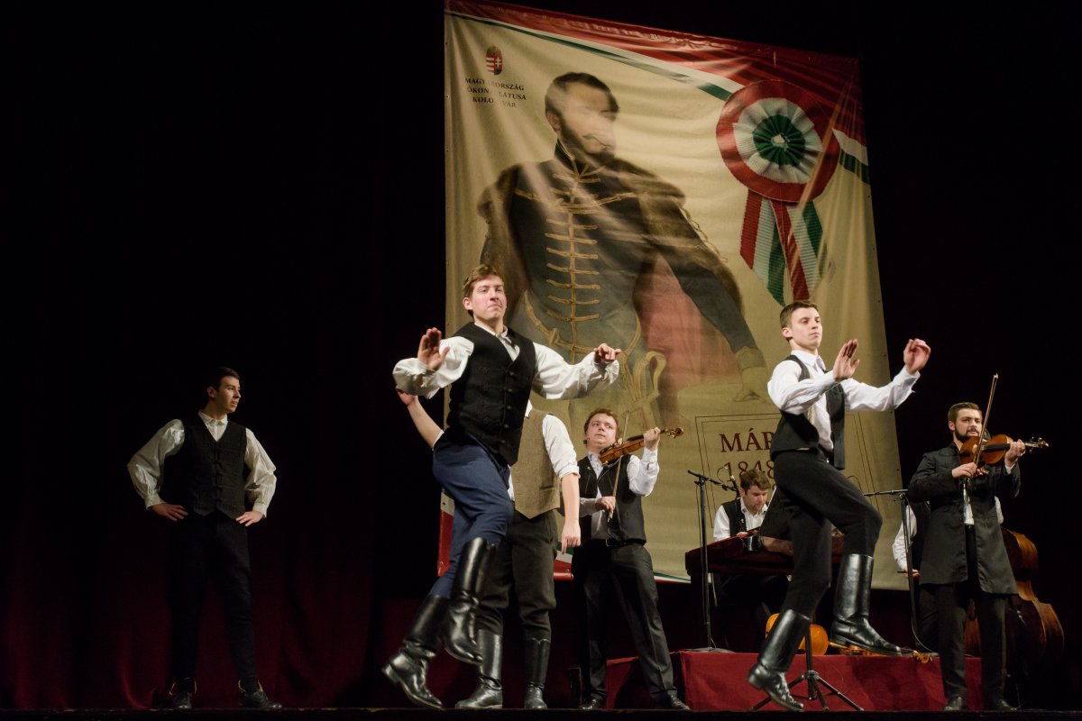 &bullet;  Fotó: Biró István