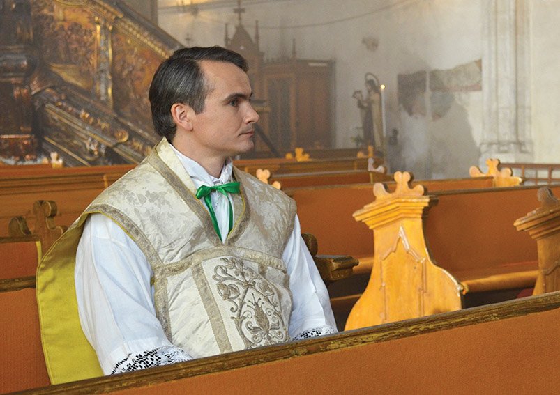 Bodolai Balázs kolozsvári színész formálja meg Márton Áron szerepét •  Fotó: Szabó Tünde