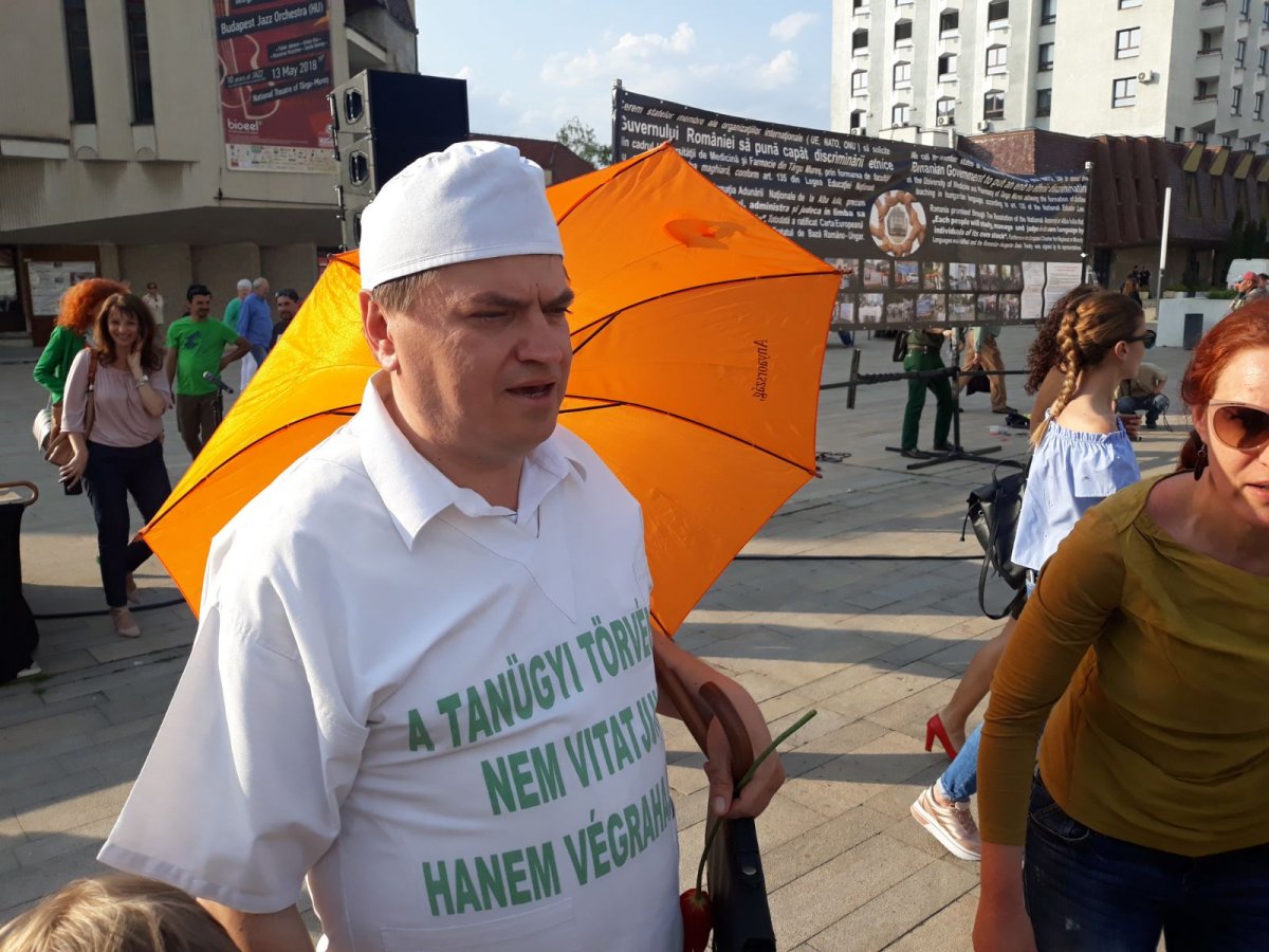 Ádám Valérián tiltakozást szervez •  Fotó: Szucher Ervin