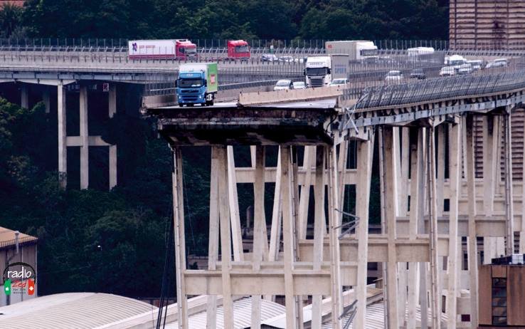 Két romániai áldozata is van a genovai hídomlásnak