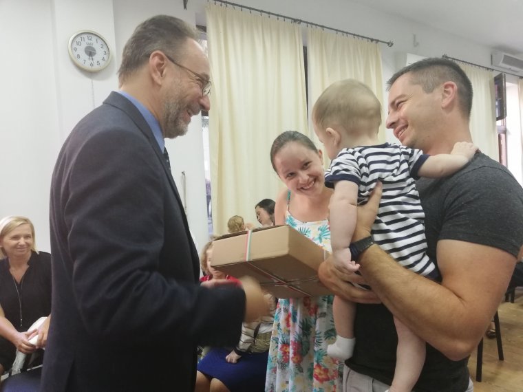 Kulturális „batyu” a szórványmagyar vidéken élő kisgyermekeknek: útjára indult Kolozsváron a Közénk tartozol! projekt