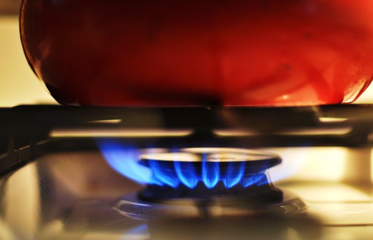 Takarékoskodni kell az erőforrásokkal – Romániában a csökkenő energiafogyasztás az ipar mélyrepülését tükrözi