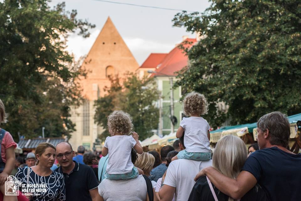 A Farkas utca idén is rengeteg érdeklődőt vonzott &bullet;  Fotó: KMN
