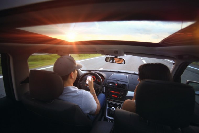 Ittasan vezetett egy fiatalember az autópályán, Temes megyében, a gyanú szerint kábítószer is volt nála
