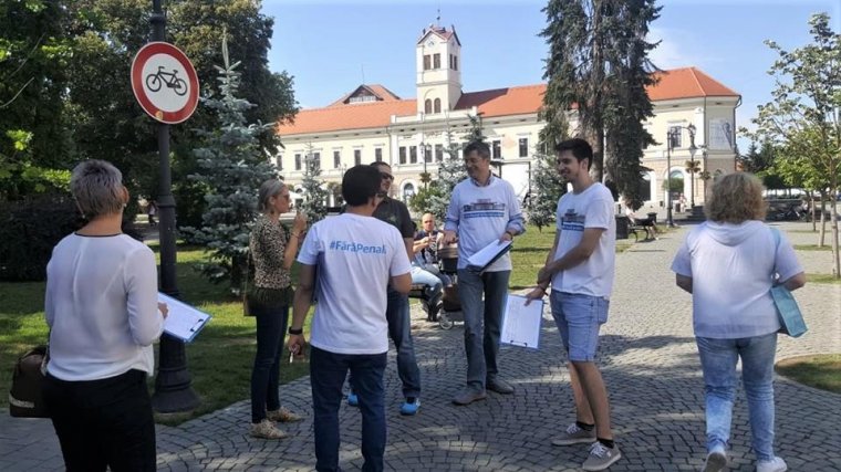 Rendben találta az alkotmánybíróság a büntetőügyesek közéletből való eltiltását célzó kezdeményezést