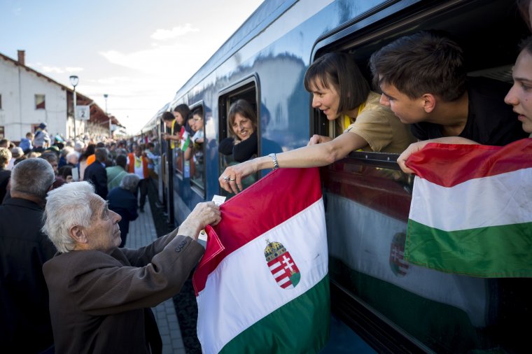 Zarándokvonat indul a csíksomlyói pápai misére Budapestről