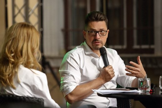 Ákos képes sztorigyűjteménynek nevezte a könyvet •  Fotó: Ákos.hu/Juhász Viktor