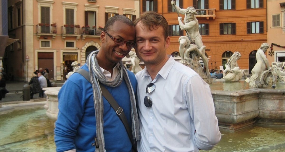 Az amerikai állampolgárságú Robert Clabourn Hamilton, valamint Relu Adrian Coman 2010-ben kötött házasságot Belgiumban •  Fotó: Pinknews.co.uk