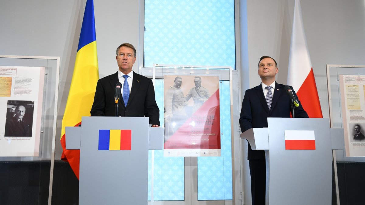 &bullet;  Fotó: Presidency.ro