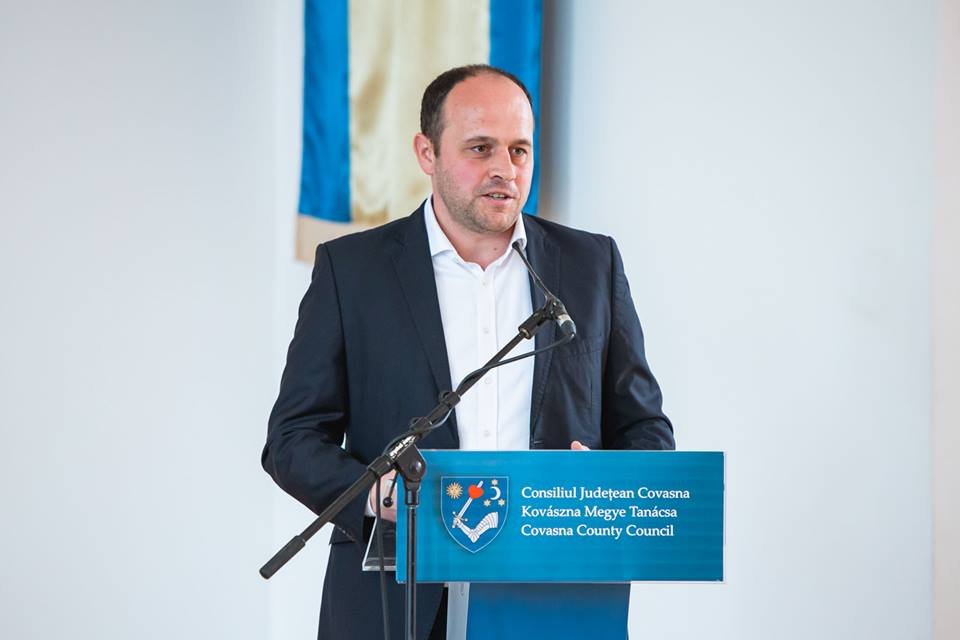 Grüman Róbert szerint a konferencia egy másfél év alatt elkészülő ET-jelentés megszövegezési folyamatát indítja el (archív felvétel) • Fotó: Facebook/Grüman Róbert